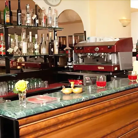 Gambrinus ホテル アッバディーア・サン・サルヴァトーレ