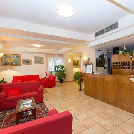 Hotel Gambrinus 3*
