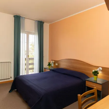 Gambrinus Hotel 3*